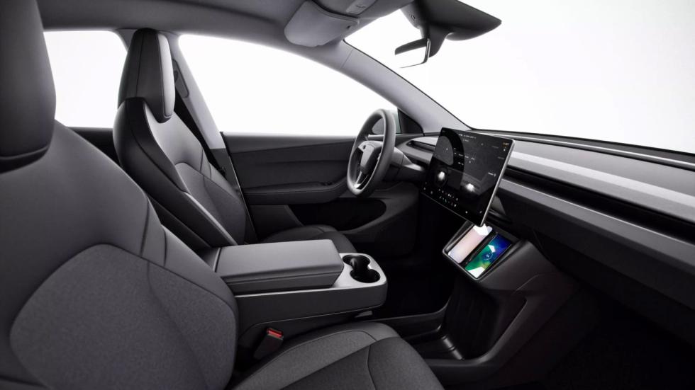 Πρεμιέρα για τα «σπαρτιάτικα» Tesla Model Y και Model 3 Standard